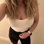 ✨kåt milf gör porrfilmer och älskar att vara ett runkobjekt✨ –