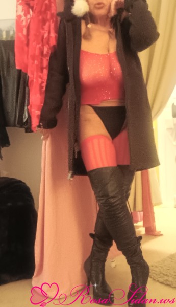 Tisdag moster finns   till   busiga pojkar öven   på /tele 6 /whotsapp/ kik –