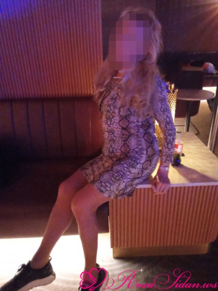 En het smal milf som du kan lita på, jag är diskret, tillgänglig och kåt! outcalls –