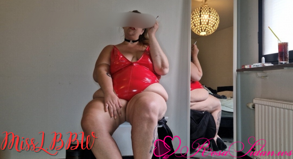 💜 kurvig dominatrix – fetisch, filmer, bilder, custom, chatt, dickrating & använda trosor 💜 –