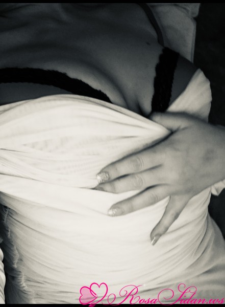 Kåt härlig kvinna som gärna vill ha sex ikväll (outcalls i gbg ) –