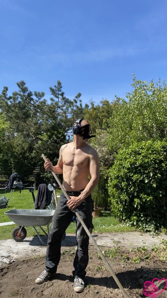 Till er tjänst ;) –