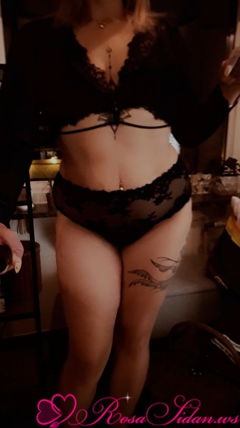 Flickan vill leka 😉 –