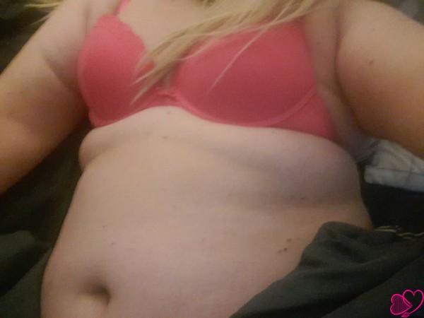 Sköna avsugningar av transan halvtimme från kalmar –