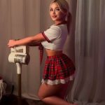 Ung tight och sexig svensk student aktiv incall –