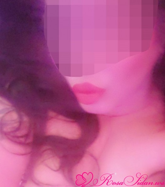 Videos av mig, kan även leda till massage, njut av min fin kropp, mjuk form, och riktigt sexig chatt på whatsapp –