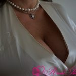 Handikappad personer välkommna – milf suger dig skönt utan gummi bästa service i stan, tömma dina ballar i min mun – dominans –