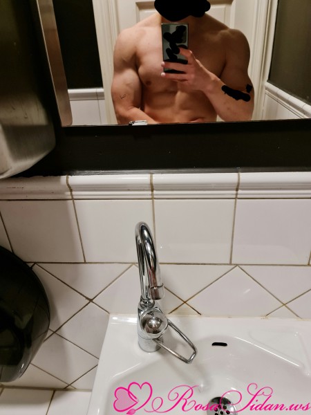 Vältränad kille uppfyller dina behov –