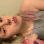 Vig, kåt, excentrisk blondin suger kuk som besatt! videor till paketpris –