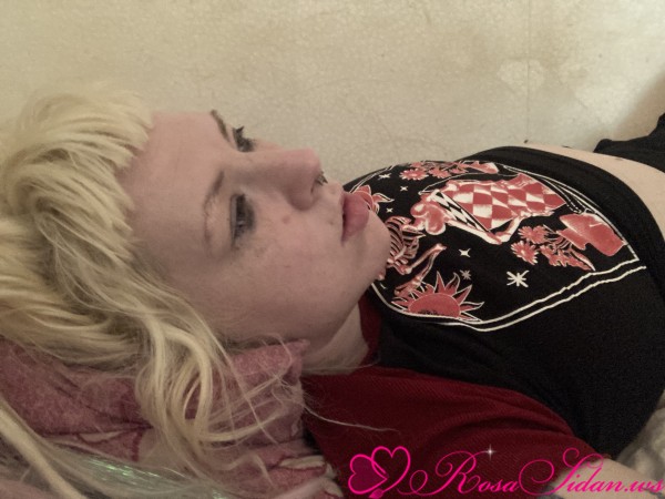 Kåt excentrisk blondin, norra halvklotets bästa blowjob? eller videor till paketpris? –