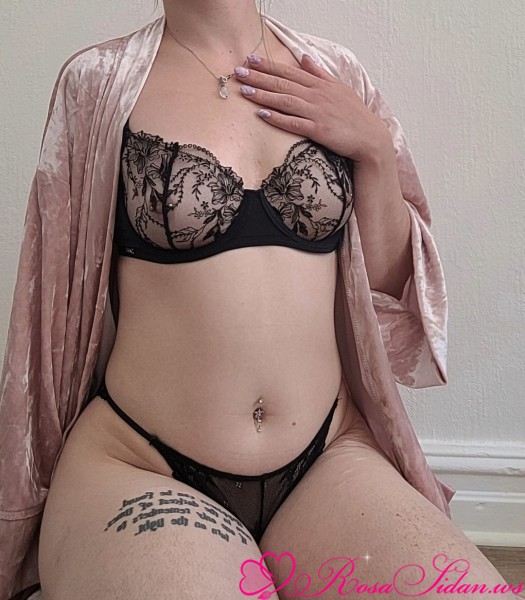 Sänka priser.snälla fyll alla mina hål🥵 outcall inom landskrona. dockan (jag) vill bli utnyttjad🙊 –